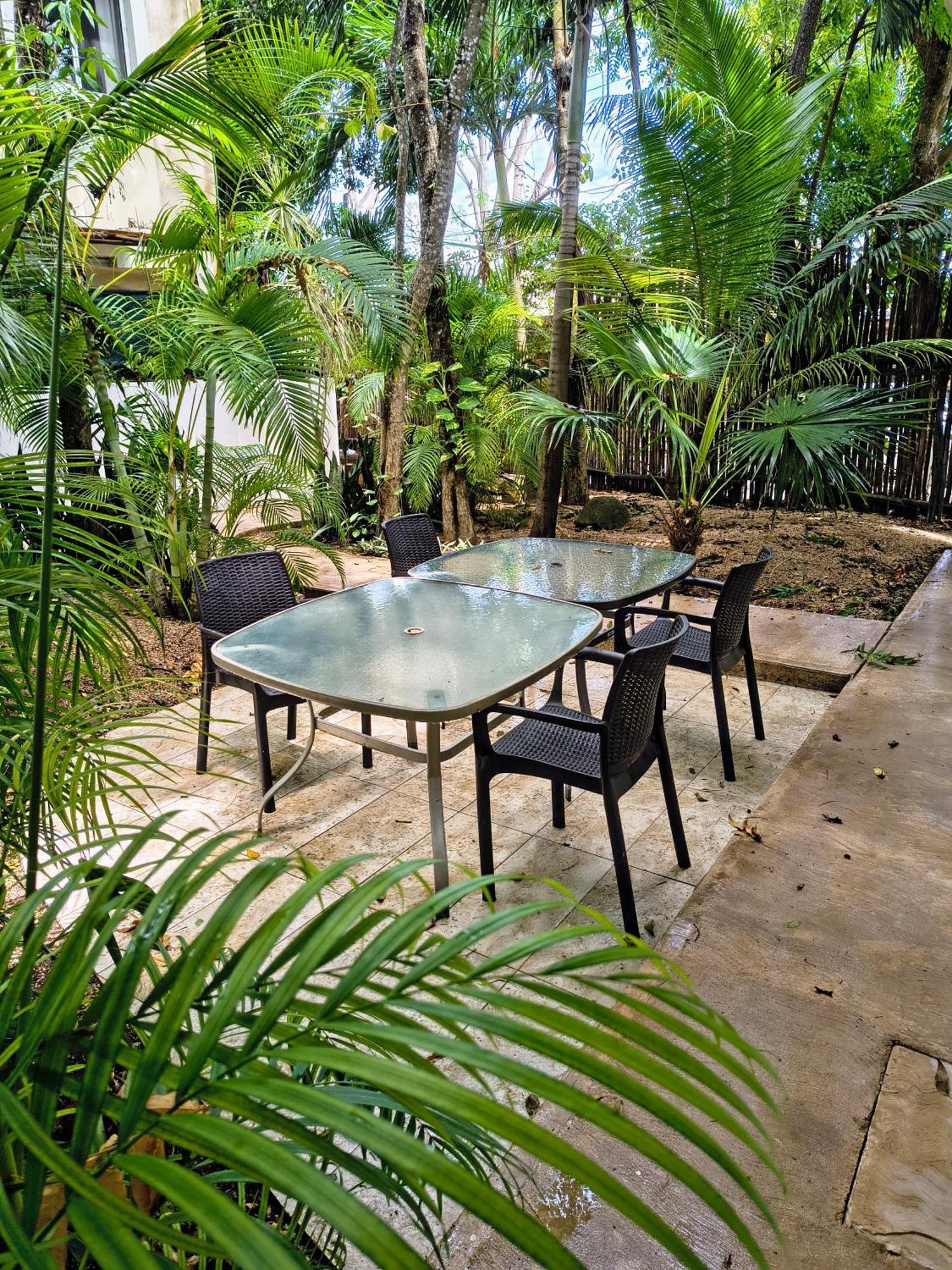 Hotel&suites Oasis Hotel