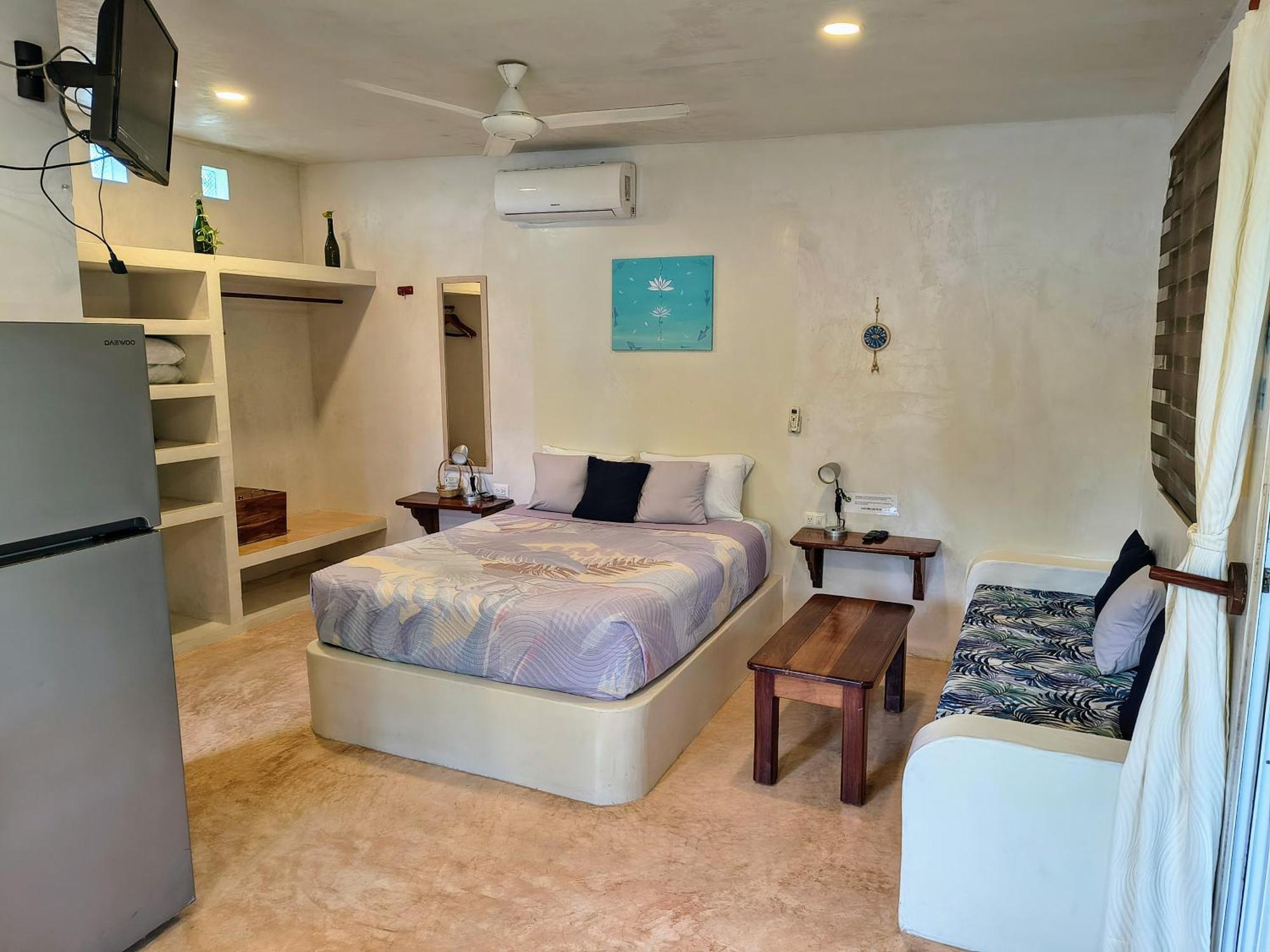 Hotel&suites Oasis Hotel